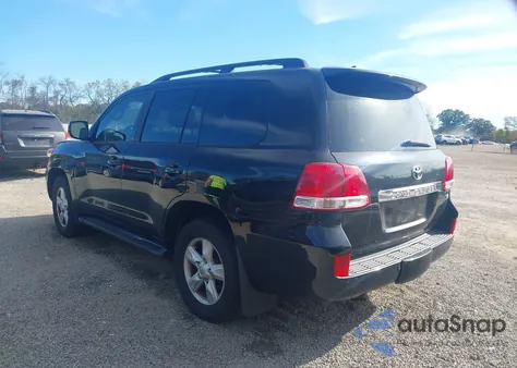 2011 Toyota Land Cruiser V8 z USA, uszkodzony, nr VIN JTMHY7AJ3B5012838